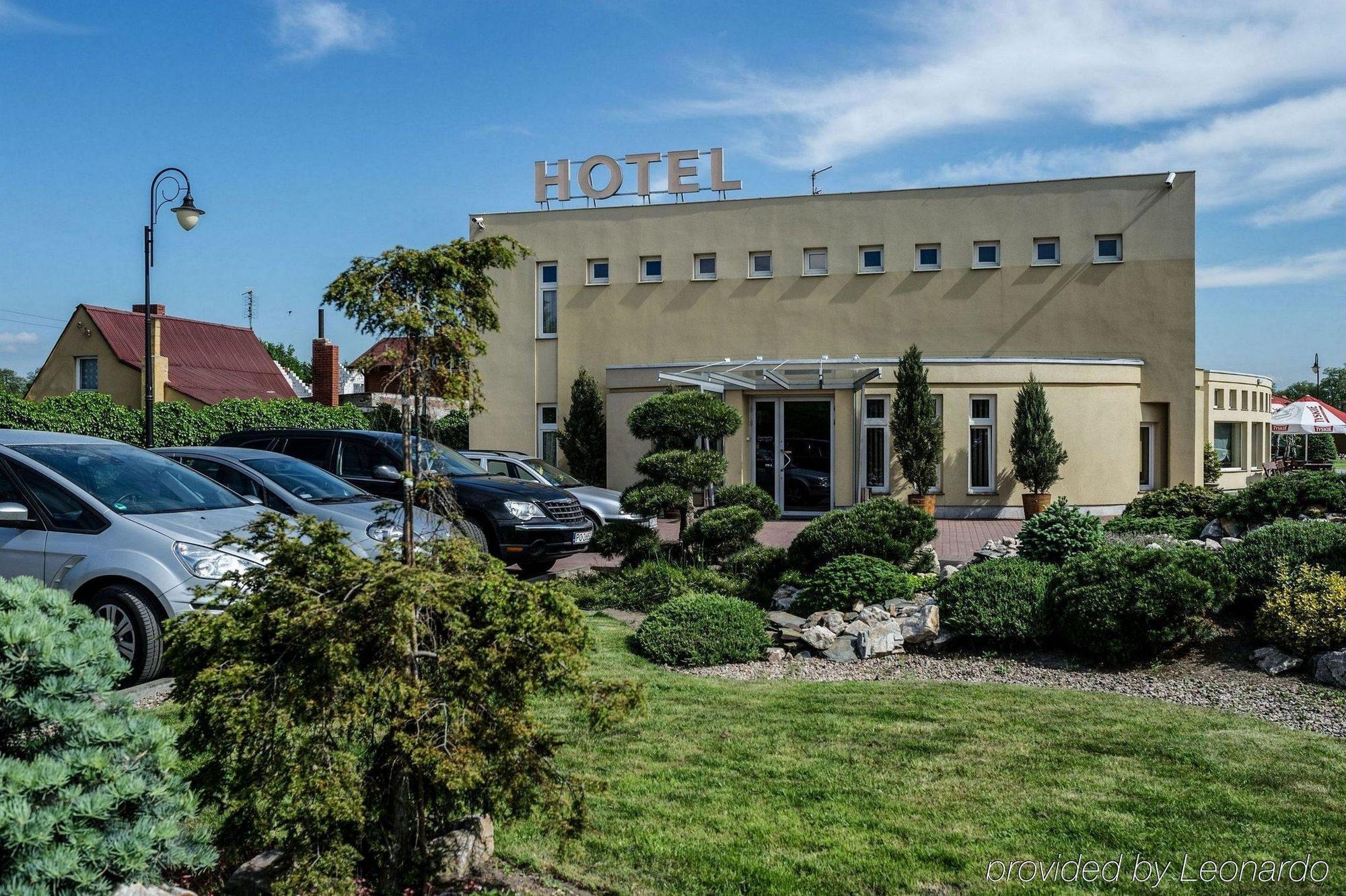 Bialy Dom Henlex Hotel Restauracja Poznań Exterior foto